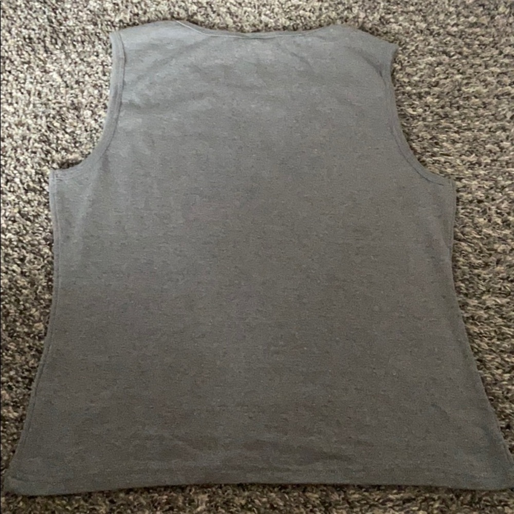 Top Guess - Picture 5 of 5